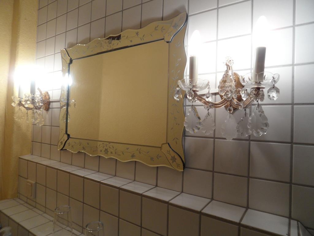 Altstadtapartment Rochusstrasse ماينتس الغرفة الصورة